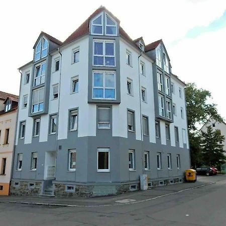 Stilvolle Ferienwohnung Mit Stellplatz Wlan Free Netflix Naehe Bahnhof Zwickau Exterior foto